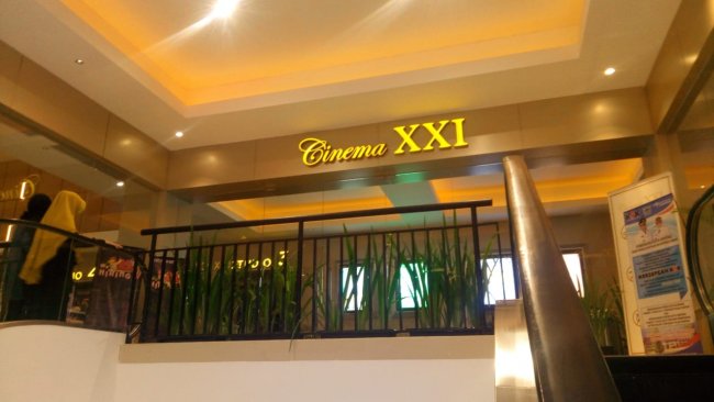 Bioskop dan Mall Mulai Ditinggalkan Warga