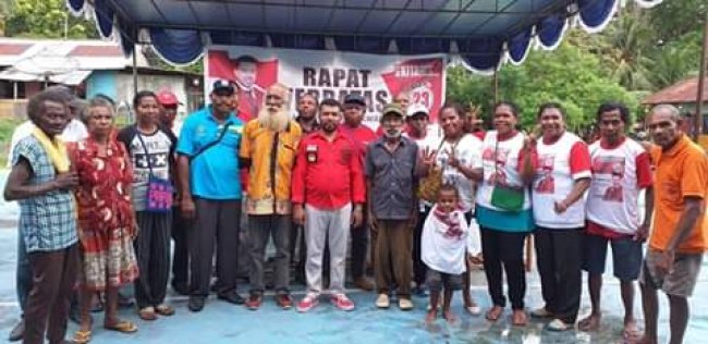 Ratusan Masyarakat Manokwari Timur Hadiri Deklarasi Pace Jas Merah