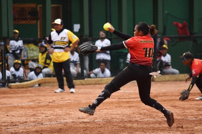 Softball Putri Papua Masih Perkasa