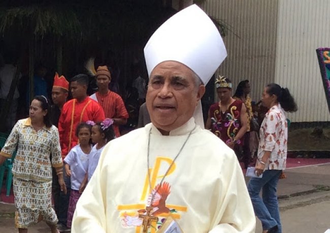 Inilah Prosesi Keuskupan Jayapura Disaat  Perayaan Paskah dan Pekan Suci  Saat Wabah Corona