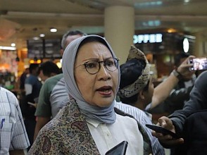 Ditolak Kedatangannya Di Batam, Ratna Sarumpaet Merasa Kecewa