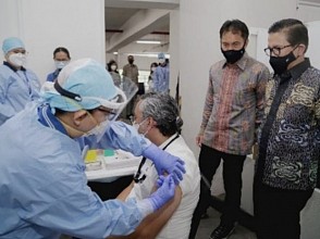 PT Freeport Indonesia Memulai Vaksinasi Karyawan dan Keluarganya