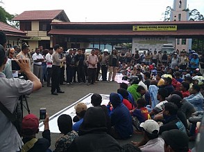 Pedagang Ikan Tewas, KKST Demo Kapolres Sorong Kota