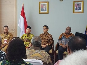 Bertemu Wapres Bahas Isu HAM di Papua, Pdt.Herman Saud Sampaikan Soal Hilangnya Kepercayaan
