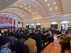 Rapat Paripurna DPR Papua Barat , Ini Jawaban Bijak Gubernur Waterpauw Rapat Paripurna DPR Papua Barat , Ini Jawaban Bijak Gubernur Waterpauw