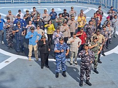 Kodaeral X Jayapura Gelar Coffee Morning dan Joy Sailing di KRI Balongan 908 Kodaeral X Jayapura Gelar Coffee Morning dan Joy Sailing di KRI Balongan 908