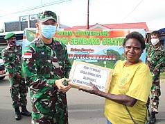 Rayakan HUT ke-57, Kodam Cenderawasih Gelar Bhakti Sosial Serentak di Seluruh Jajaran Rayakan HUT ke-57, Kodam Cenderawasih Gelar Bhakti Sosial Serentak di Seluruh Jajaran