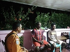 Berkat Kelapa Kering Dua Nelayan Hilang di Biak Utara Ditemukan Selamat Berkat Kelapa Kering Dua Nelayan Hilang di Biak Utara Ditemukan Selamat