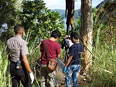 Seorang Pria Ditemukan Tewas Tergantung dan Membusuk Seorang Pria Ditemukan Tewas Tergantung dan Membusuk