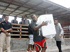 KPUD Kota Sorong Distribusi Logistik Pemiku ke 659 TPS KPUD Kota Sorong Distribusi Logistik Pemiku ke 659 TPS