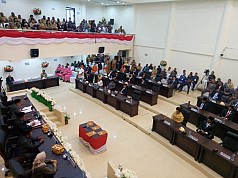 Wali Kota Sorong : Mulai Periode Ini Kurangi Perda dan Studi Banding Wali Kota Sorong : Mulai Periode Ini Kurangi Perda dan Studi Banding
