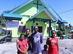 Masyarakat Kampung Kibay Berterimakasih Pembangunan Rumah dan Gereja Selesai Tepat Waktu