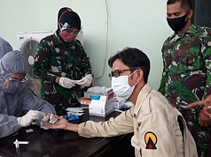 Puluhan Wartawan di Manokwari Rapid Tes di Kodam Papua Barat Puluhan Wartawan di Manokwari Rapid Tes di Kodam Papua Barat