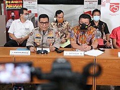 Tersangka Kebakaran Gedung Kejagung Bertambah Tiga Orang Tersangka Kebakaran Gedung Kejagung Bertambah Tiga Orang
