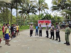 Kapolres Supiori Sosialisasikan Bahaya Radikalisme dan Anti Pancasila Kapolres Supiori Sosialisasikan Bahaya Radikalisme dan Anti Pancasila