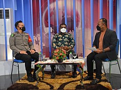 Dialog Interaktif Dengan Tema Sukseskan Pon XX, TNI-Polri dan Pemerintah Daerah Serta Relawan Gencar Melakukan Vaksin Dialog Interaktif Dengan Tema Sukseskan Pon XX, TNI-Polri dan Pemerintah Daerah Serta Relawan Gencar Melakukan Vaksin