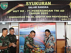Hut Penerangan TNI AD ke-71, Pendam Cenderawasih Gelar Ziarah dan Syukuran Bersama Insan Pers Hut Penerangan TNI AD ke-71, Pendam Cenderawasih Gelar Ziarah dan Syukuran Bersama Insan Pers
