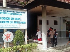 Bangunan Fakultas Ekonomi Uncen Papua Nyaris Dibakar OTK Bangunan Fakultas Ekonomi Uncen Papua Nyaris Dibakar OTK