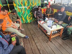TNI Lakukan Investigasi Hilangnya Satu Pucuk Senjata Milik Satgas Kodim Yonif  521/DY di Sinak   TNI Lakukan Investigasi Hilangnya Satu Pucuk Senjata Milik Satgas Kodim Yonif  521/DY di Sinak