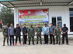 Dandim Jayawijaya Tinjau Posko Tanggap Darurat Bencana Hujan Es di Lanny Jaya Dandim Jayawijaya Tinjau Posko Tanggap Darurat Bencana Hujan Es di Lanny Jaya