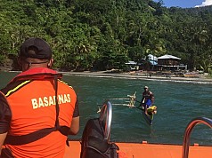 Speedboat Berpenumpang 11 Orang Terbalik di Laut Demta, Dua Tewas Speedboat Berpenumpang 11 Orang Terbalik di Laut Demta, Dua Tewas