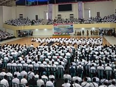 Sekda Papua Berikan Arahan Ribuan Honorer dan Tenaga Kontrak Sebelum Ujian CAT  Sekda Papua Berikan Arahan Ribuan Honorer dan Tenaga Kontrak Sebelum Ujian CAT