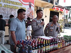 Kelabui Petugas, Penjual Miras Ilegal di Kota Jayapura Gunakan Kode  Kelabui Petugas, Penjual Miras Ilegal di Kota Jayapura Gunakan Kode