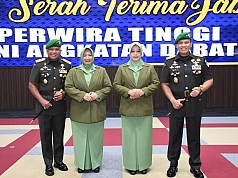 Kasad Pimpin Sertijab Pangdam XVII/Cenderawasih di Mabes AD Jakarta Kasad Pimpin Sertijab Pangdam XVII/Cenderawasih di Mabes AD Jakarta