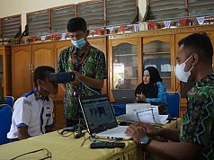 Bawaslu Kota Jayapura Akomodir 39 Penyandang Disabilitas Jalani Perekaman E-KTP Bawaslu Kota Jayapura Akomodir 39 Penyandang Disabilitas Jalani Perekaman E-KTP