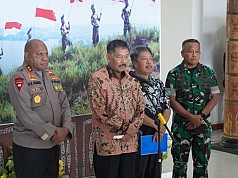Tim Investigasi Kemenkopolhukam Lakukan Penyelesaian Non Yudisial Kasus Wamena Berdarah 2003 Tim Investigasi Kemenkopolhukam Lakukan Penyelesaian Non Yudisial Kasus Wamena Berdarah 2003