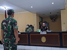 Kaluarga Apresiasi Vonis Penjara Seumur Hidup Mayor Helmanto Kaluarga Apresiasi Vonis Penjara Seumur Hidup Mayor Helmanto