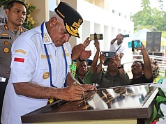 Samsat Mansel Diresmikan, Gubernur Waterpauw: Berikan Pelayanan Sesuai Keinginan Masyarakat Samsat Mansel Diresmikan, Gubernur Waterpauw: Berikan Pelayanan Sesuai Keinginan Masyarakat