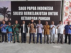 Doni Munardo Tinjau Pabrik Sagu di Sentani yang Sudah Siap Beroperasi Doni Munardo Tinjau Pabrik Sagu di Sentani yang Sudah Siap Beroperasi