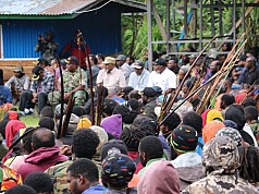 Dandim Jayawijaya: Isu Pengerahan Massa Bawa Sajam di Pertemuan Penyelesaian Rusuh Wamena Hoaks Dandim Jayawijaya: Isu Pengerahan Massa Bawa Sajam di Pertemuan Penyelesaian Rusuh Wamena Hoaks