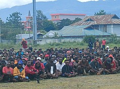 Mediasi Keluarga Korban Penembakan Rusuh Wamena dan Pemerintah Berlangsung Aman Lancar  Mediasi Keluarga Korban Penembakan Rusuh Wamena dan Pemerintah Berlangsung Aman Lancar