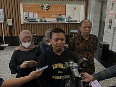 Kuasa Hukum Plt Bupati Mimika Tegaskan Kliennya Belum Terima Surat Pemberhentian dari Mendagri Kuasa Hukum Plt Bupati Mimika Tegaskan Kliennya Belum Terima Surat Pemberhentian dari Mendagri