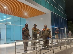 Satu Peleton Anggota Satpol PP Papua Dikerahkan Bantu Amankan Kunjungan Presiden  Satu Peleton Anggota Satpol PP Papua Dikerahkan Bantu Amankan Kunjungan Presiden