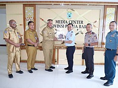 Lemhanas Gelar Studi Strategis, Gubernur Waterpauw Titip Persoalan Afirmatif OAP Lemhanas Gelar Studi Strategis, Gubernur Waterpauw Titip Persoalan Afirmatif OAP