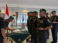 Danrem 172/PWY Pimpin Sertijab Kasilog dan Dandim Sarmi Serta Penerimaan Tiga Dandim Baru Danrem 172/PWY Pimpin Sertijab Kasilog dan Dandim Sarmi Serta Penerimaan Tiga Dandim Baru