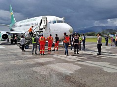 Ban Pecah, Pesawat Cargo Jayawijaya Dirgantara Mendarat Darurat  di Bandara Wamena