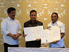 Menteri ATR/BPN Dorong Tanah Ulayat Masyarakat Adat di Papua Segera Disertifikatkan Menteri ATR/BPN Dorong Tanah Ulayat Masyarakat Adat di Papua Segera Disertifikatkan