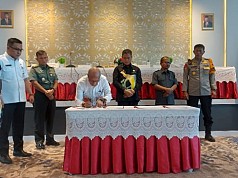 KPU Papua Terima Dana Hibah Rp155 Miliar untuk Pemilukada Serentak 2024  KPU Papua Terima Dana Hibah Rp155 Miliar untuk Pemilukada Serentak 2024
