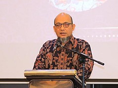 Novel Baswedan Berikan Sosialisasi Pencegahan Korupsi PBJ Bagi Pelaku Usaha di Papua