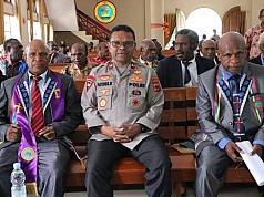 Pembukaan Konferensi Nasional ke-XI Sinode Kingmi Papua Pembukaan Konferensi Nasional ke-XI Sinode Kingmi Papua