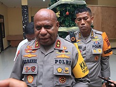 Kerusuhan Pengantaran Jenazah Lukas Enembe: 14 Orang Terluka, 25 Petak Bangunan Dibakar, 6 Kendaraan Rusak Berat Kerusuhan Pengantaran Jenazah Lukas Enembe: 14 Orang Terluka, 25 Petak Bangunan Dibakar, 6 Kendaraan Rusak Berat