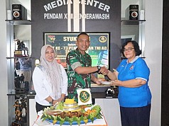 Pendam XVII/Cenderawasih Gelar Syukuran Peringati HUT ke-73 Penerangan TNI AD Pendam XVII/Cenderawasih Gelar Syukuran Peringati HUT ke-73 Penerangan TNI AD