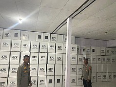 Jelang Pemilu, Polres Puncak Jaya Intensifkan Pengamanan Gudang Logistik dan Kantor KPUD Mulia
