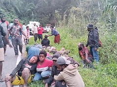 Laka Tunggal di Distrik Piramid, 2 Orang meninggal Dunia dan 14 Luka