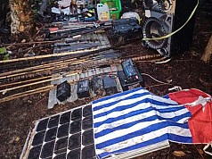 Markas KST Manfred Fatem di Maybrat Digrebek, Dua Pemasok Logistik Ditangkap Markas KST Manfred Fatem di Maybrat Digrebek, Dua Pemasok Logistik Ditangkap