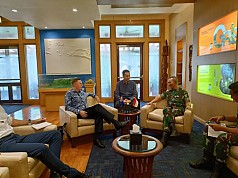 Setahun Penyanderaan Pilot, Dubes Selandia Baru Temui Pimpinan TNI Polri di Papua Setahun Penyanderaan Pilot, Dubes Selandia Baru Temui Pimpinan TNI Polri di Papua